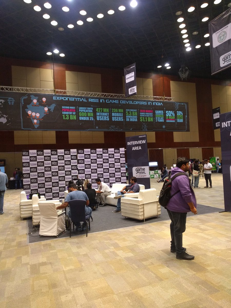 karthikb351's tweet photo. Met some great people, played lots of games. The Indian gamedev scene is WAY cooler than people give credit for.

@NASSCOMGDC #NGDC2016 👌 https://t.co/LLaMxhYomQ