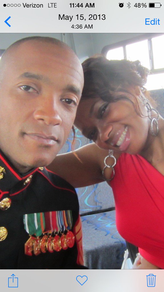 Thank u big bro <a href="/gates7878/">jason gates</a> for your service. Your FaceTime call made the kids'day. Happy Marine Bday #HesMyHero