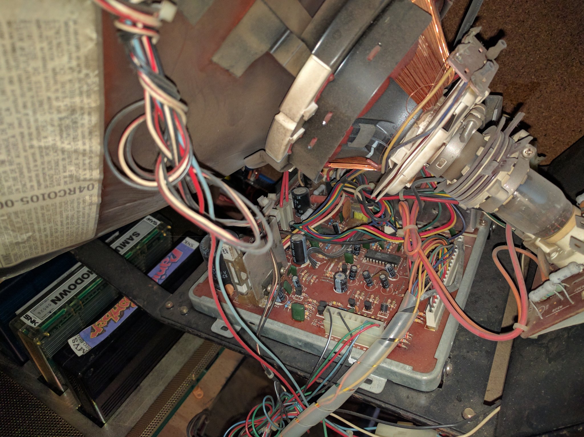 CxKDb7FXEAAMMki.jpg:large