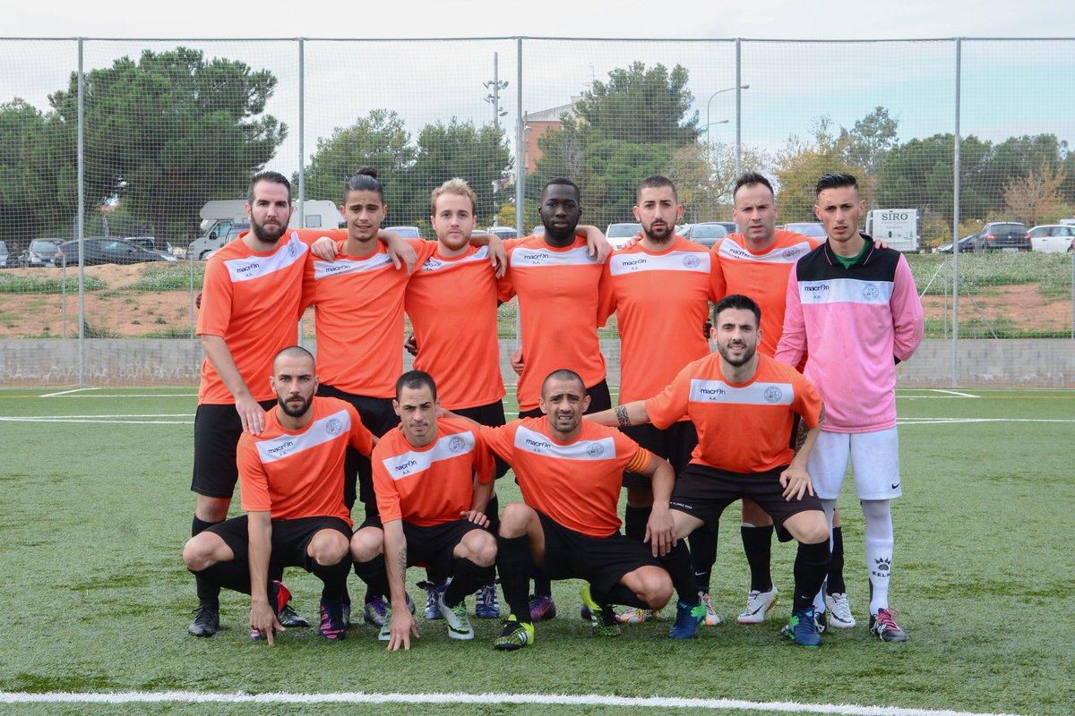 geri_lavin's tweet photo. Me estreno en esta cuenta fotografiando a un gran equipo de #3cat6 @AtlCandeu 0-4 @uesabadellenca https://t.co/FZMX3POaBP