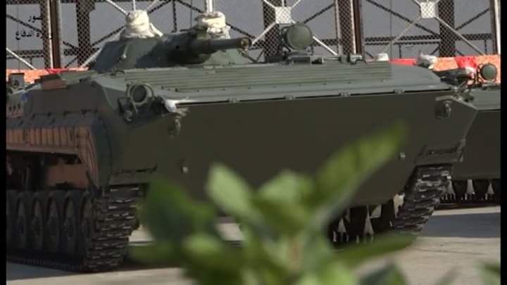 العراق يتسلم دفعة جديدة من مدرعات (BMP1) من بلغاريا CxKKpZDXUAA4ecF