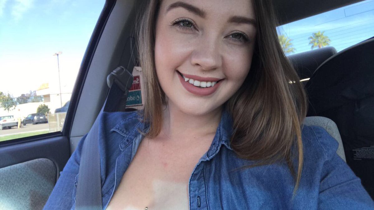 Lexi__rose48's tweet photo. Smiling as you pay for my comfort. 😇 https://t.co/7s9biC9XgW