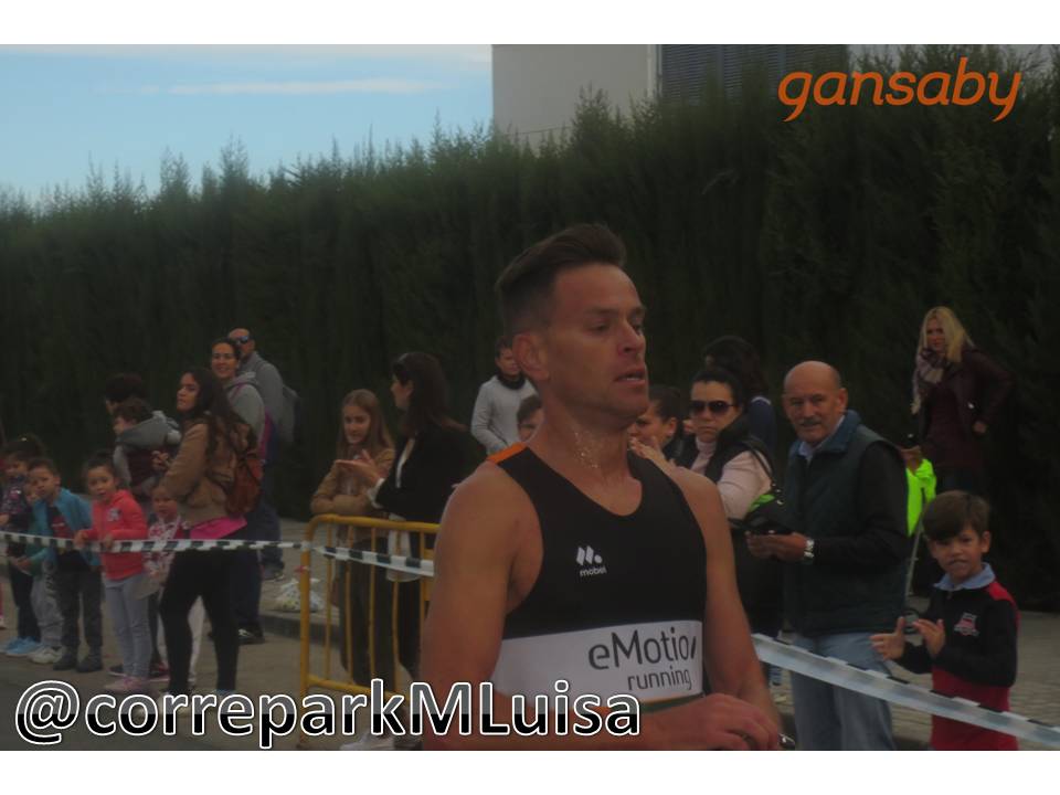 correparkMLuisa's tweet photo. Sergio Lorenzo gana la XIV Carrera de Gerena y en féminas Carmen Atienza Valle. Más fotos: https://t.co/emkY2AeS2G #DeporteSev #gansaber https://t.co/JptkEf9VCW