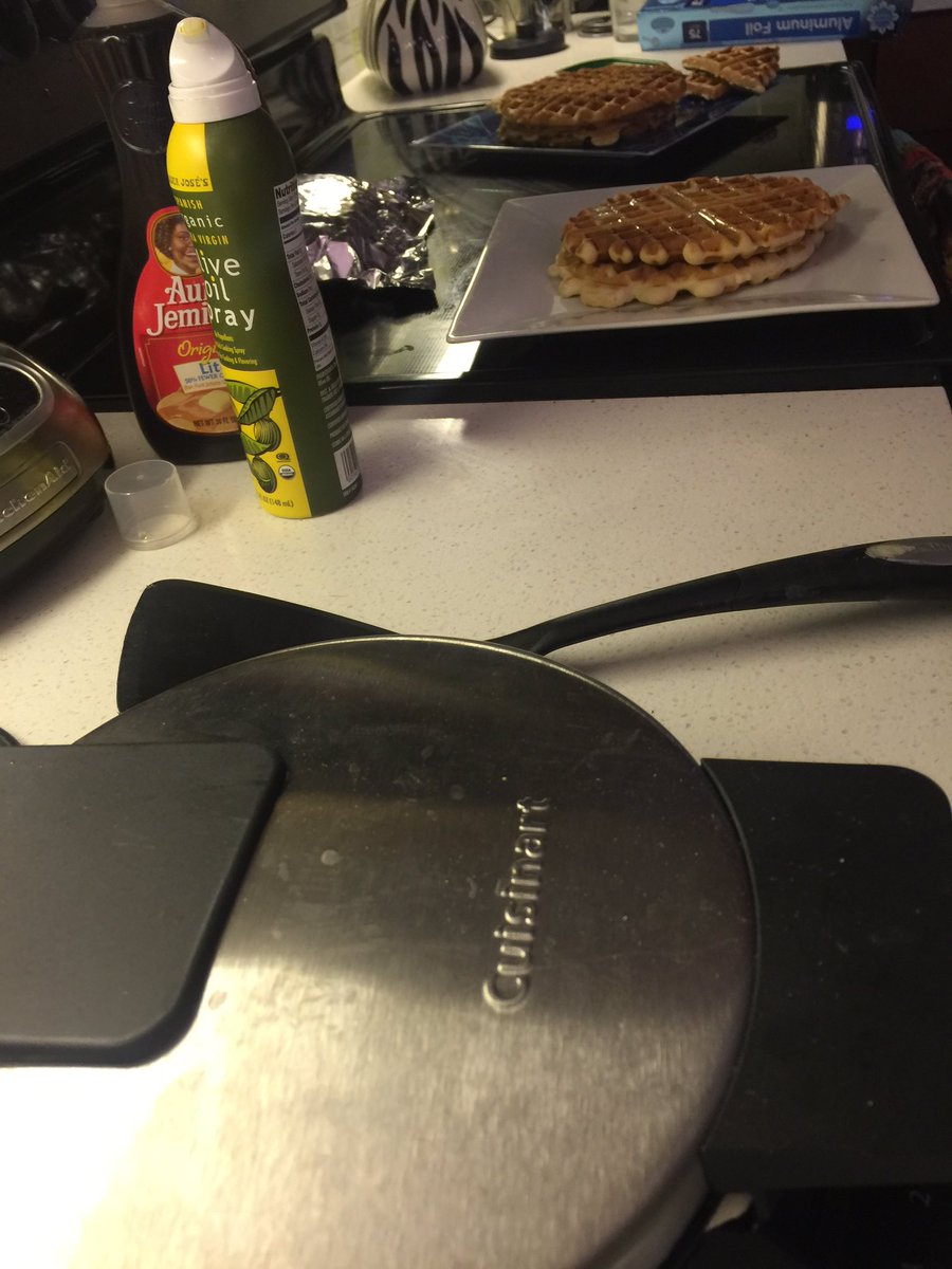 BrittMorenoTV's tweet photo. Waffle Sunday! I hope it's a good day for you! #GoBroncos #BreakfastwithBritt https://t.co/AxBDwZG5Qd