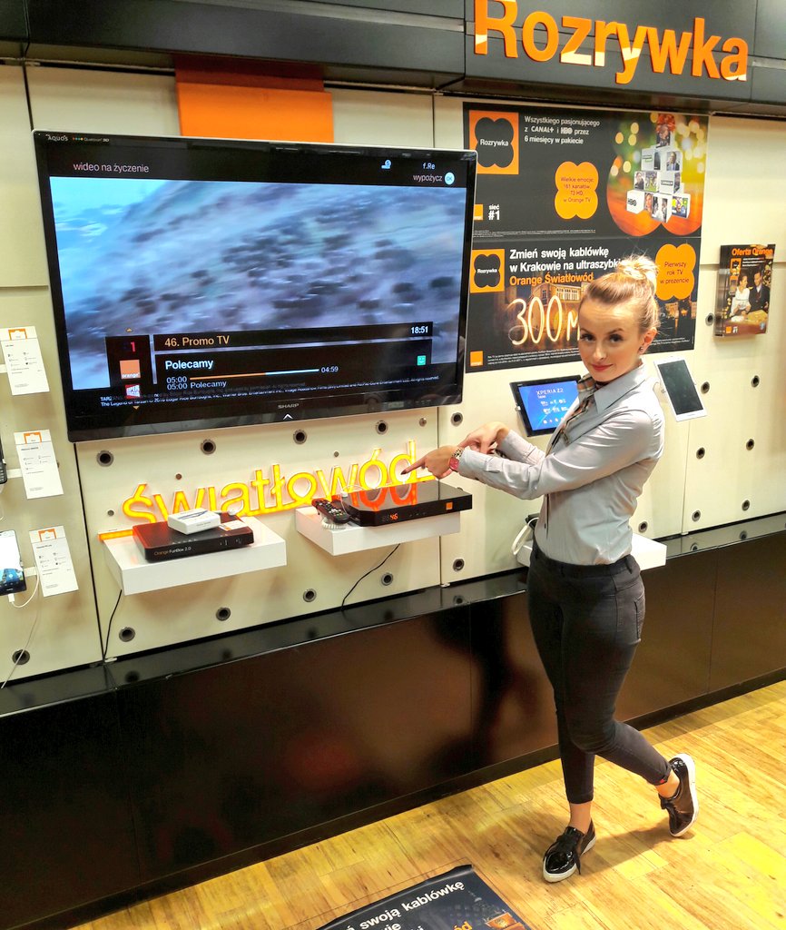 GarusPaulina's tweet photo. Przyjdź do #Orange po #najszybszywsieci #światłowód 💥 ! Zapraszamy do #OrangeM1 https://t.co/WnVwDp7Asi