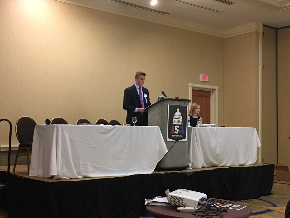 sesJSA's tweet photo. Closing speeches by our main speakers for our Governor's Gavel debate #BeThePeople #JSAFallState https://t.co/GgMXciT00u