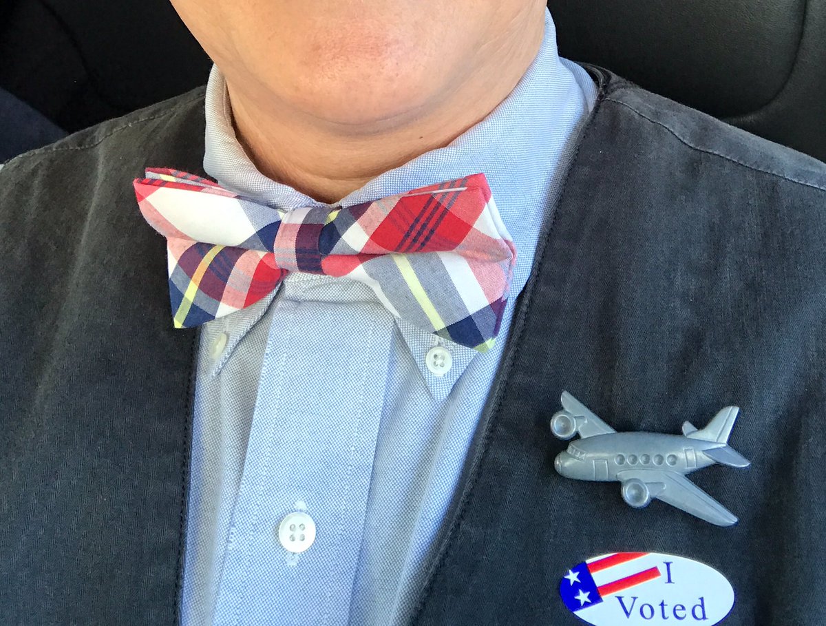 ButchDandy's tweet image. Now, more than ever, be VISIBLE! Wearing ties and suits every day. Join me for Bowtie Tuesdays and Friday Tieday. Post #ButchDandyVISIBLE