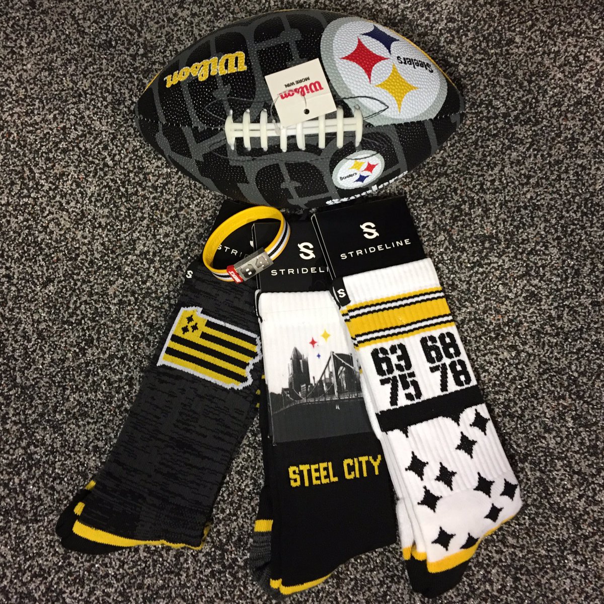 StridelineGer's tweet photo. FEEL THE STEEL - Heute geht's für die Steelers gegen die Cowboys.
#DallasCowboys vs #HereWeGo
#ranNFLsuechtig #StridelineGer https://t.co/Q0sR8c3fZz