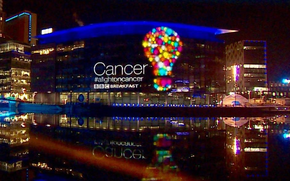 CR_UK's tweet image. Tune in to @BBCBreakfast every morning next week as they shine #alightoncancer.
