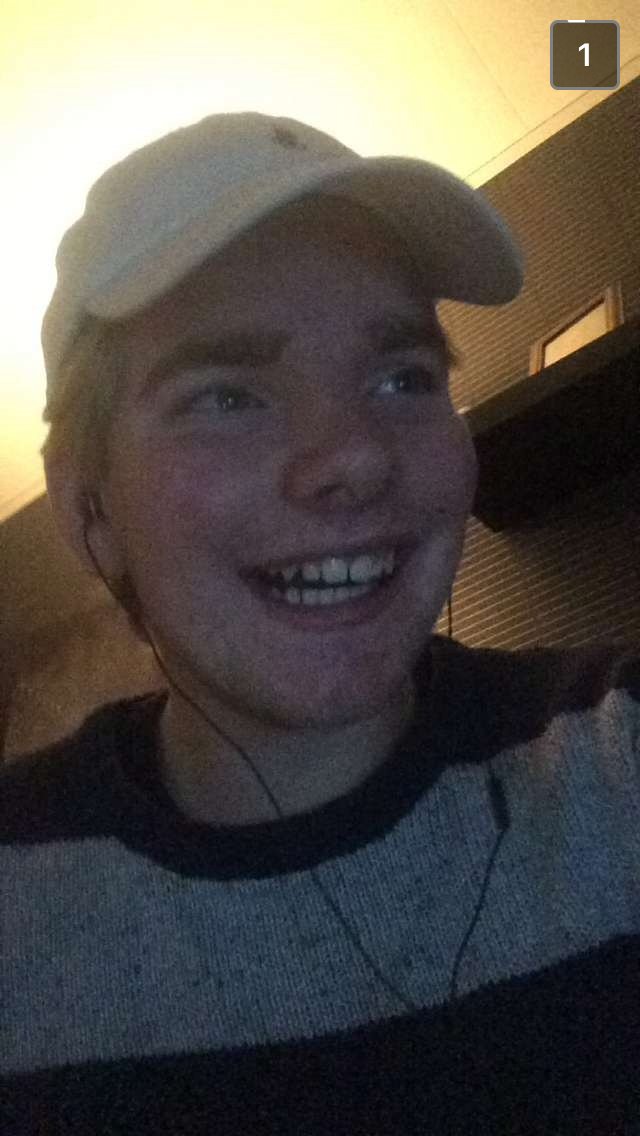 DamjanMilen's tweet photo. Grattis världens bästaste pontan! Hoppas att du hade en härlig dag <3 <3
@PontusMoller33 https://t.co/OjKILucKDh
