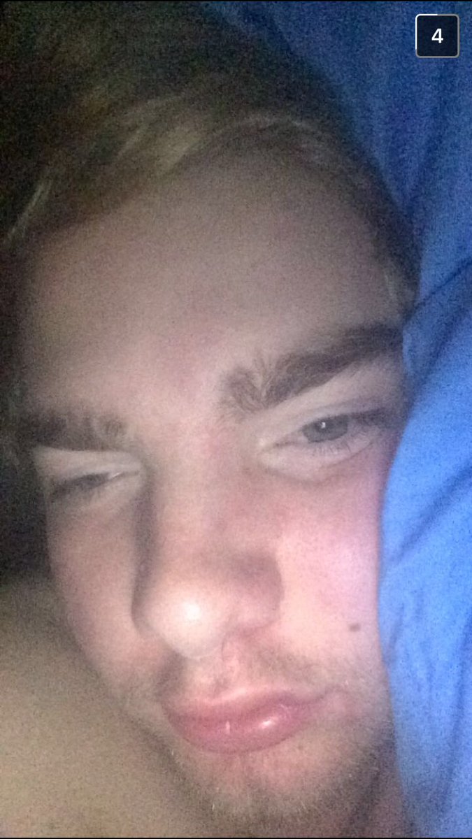 DamjanMilen's tweet photo. Grattis världens bästaste pontan! Hoppas att du hade en härlig dag <3 <3
@PontusMoller33 https://t.co/OjKILucKDh
