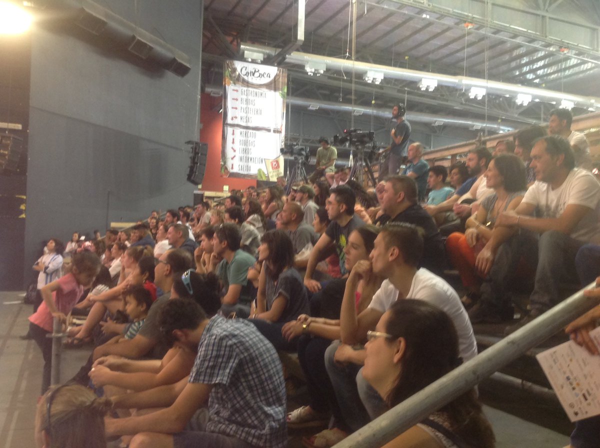 Concurrida la clase magistral de maridaje con <a href="/ManteginiSomm/">Mantegini Sommeliers</a> y <a href="/facucuadrado/">Facundo Cuadrado</a>