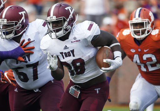 AP_Top25's tweet image. Welcome to the #APTop25, @TroyTrojansFB! Troy ranked for 1st time in school history. apne.ws/2fwtTF7