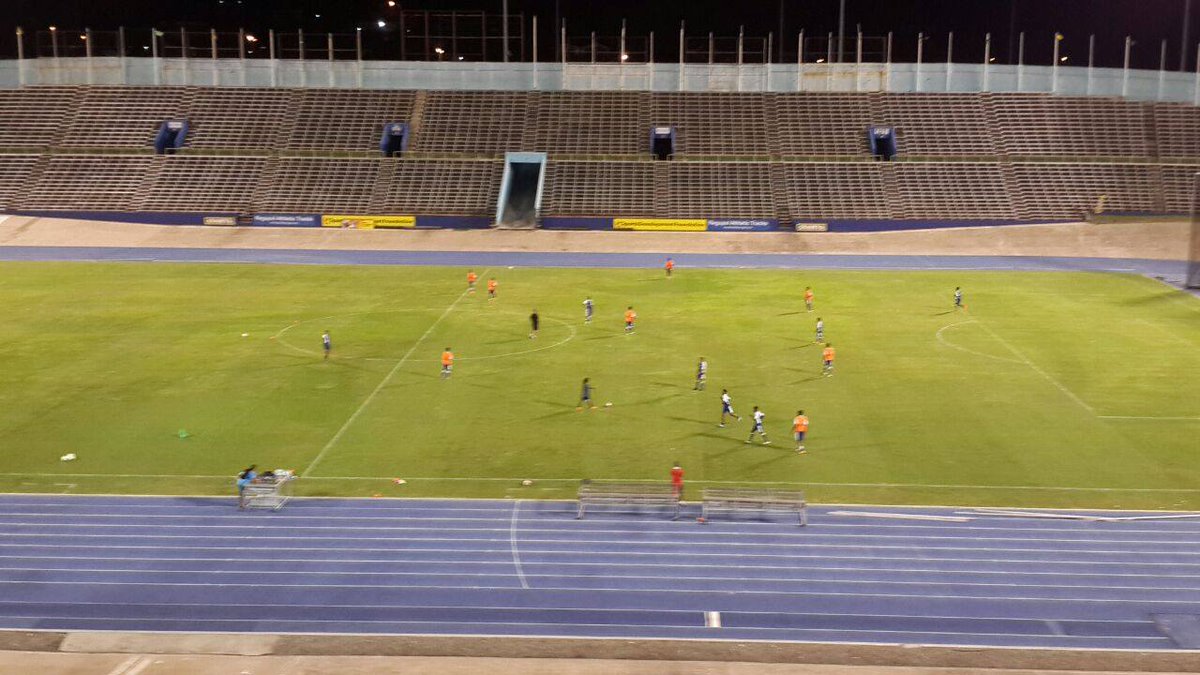 NatioSuriname's tweet photo. Vandaag speelt Suriname om 20:00 uur Surinaamse tijd tegen Jamaica. Suriname moet winnen om zich te plaatsen voor de CONCACAF @GoldCup. https://t.co/mJtYMXHA8b