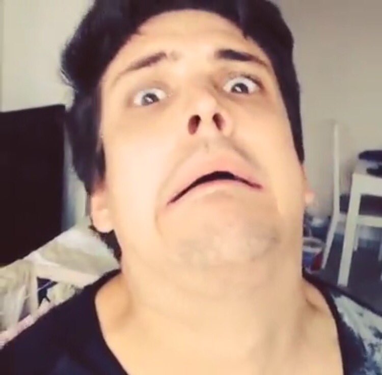 DagisTini's tweet photo. It's clear to see that time hasn't changed a thing... @TheRealLiont 😂 https://t.co/gfON3tsKjK