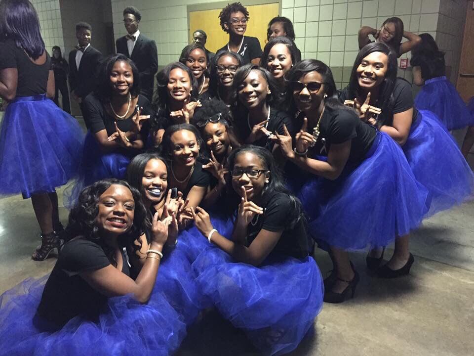 ClubAlphalettes's tweet photo. We've had F🔺LL💜WERS SIN💎CE 1974 💙💛 https://t.co/CXBPVkHUsc