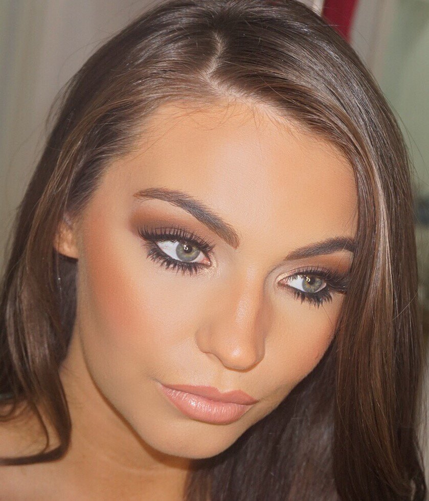 dollyfacemakeup's tweet photo. Makeup by DOLLYFACE makeup 💖💖💖💄😍 https://t.co/tBDSkPw4dc
