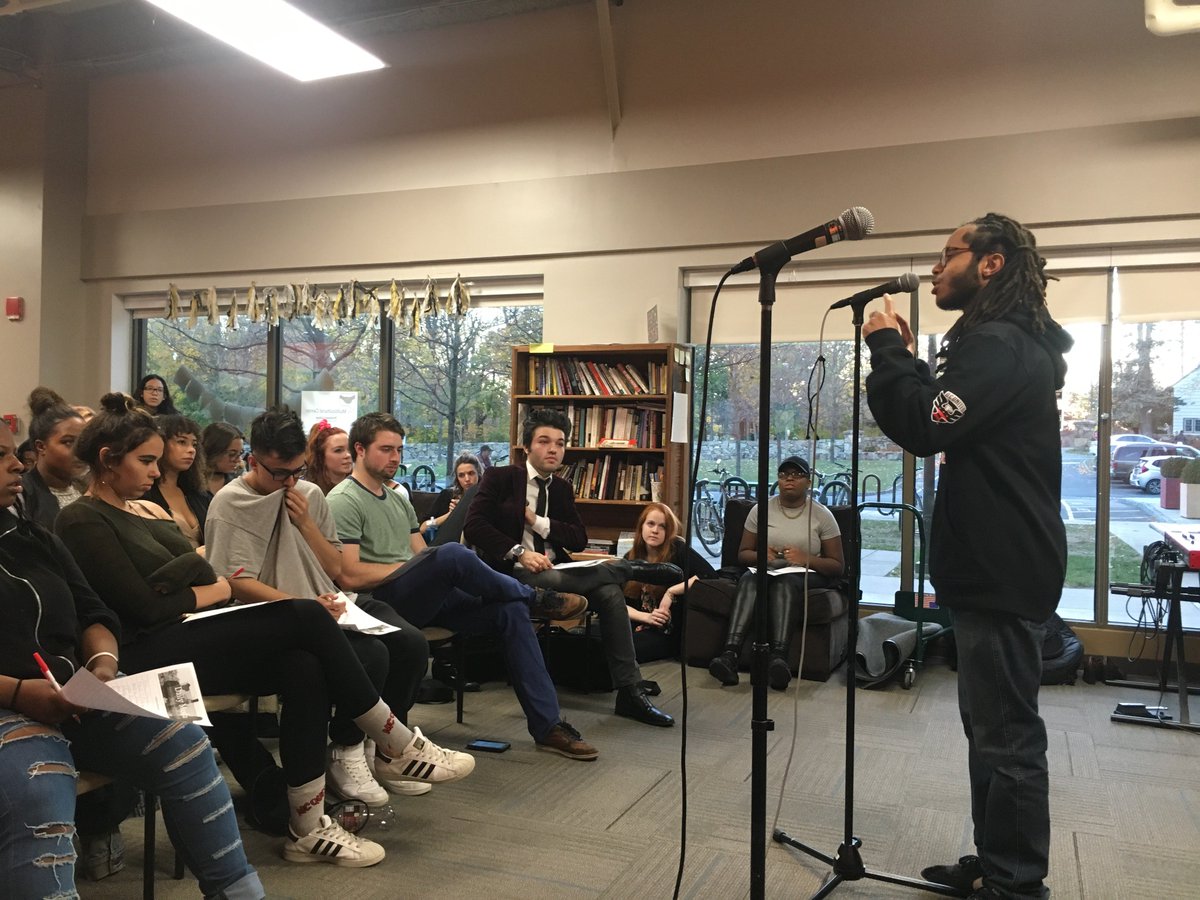 SUNY_Purchase's tweet photo. Awesome launch for @Daily_Moda today at @purchasemcc featuring performances and good vibes. Seen here: Josh Hazelhurst. https://t.co/spNk1hfb0y