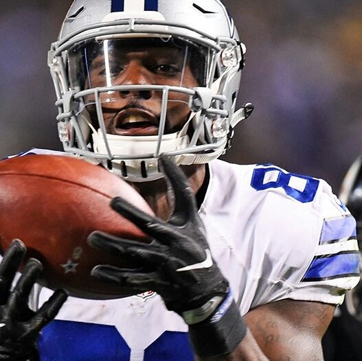 JRRickert's tweet photo. @DezBryant with his TD catch and the blue #PrayforNiko bracelet on his left wrist https://t.co/853vzcqoH3