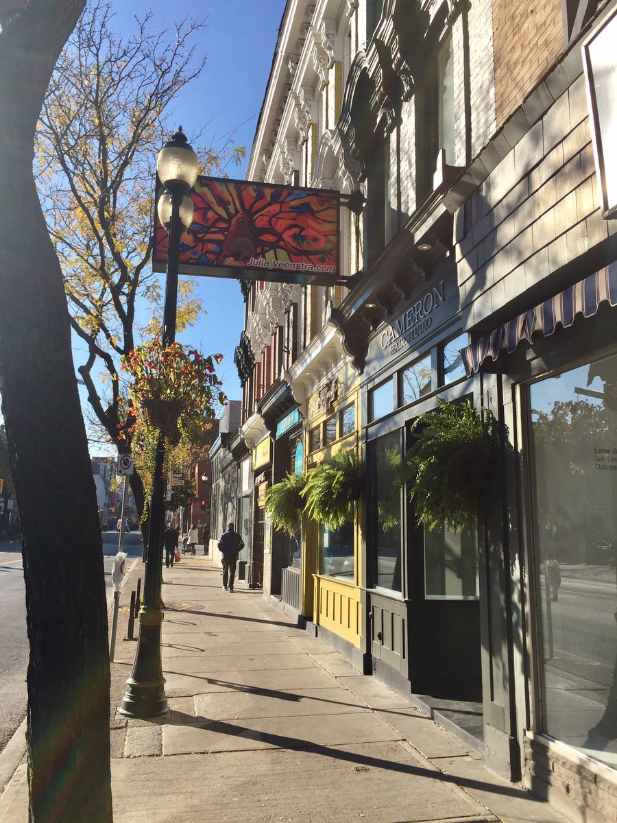 BrentToderian's tweet image. How did #JamesStreet revitalize? Conversion of 1-way to 2-way traffic, facade incentives, streetscape investment &amp;amp; creative local investors.