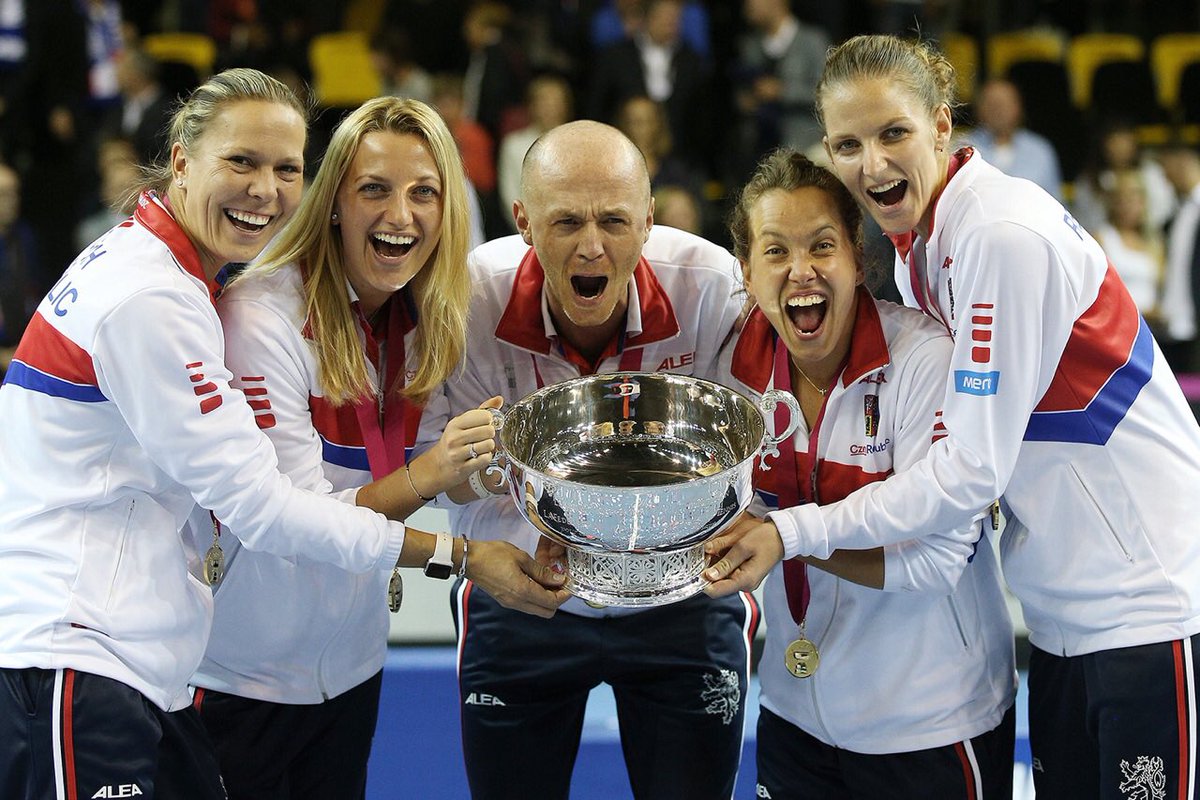 KPliskova's tweet photo. 🏅🏆❤️ https://t.co/a8fwYy3vjk https://t.co/r5kMZectHy