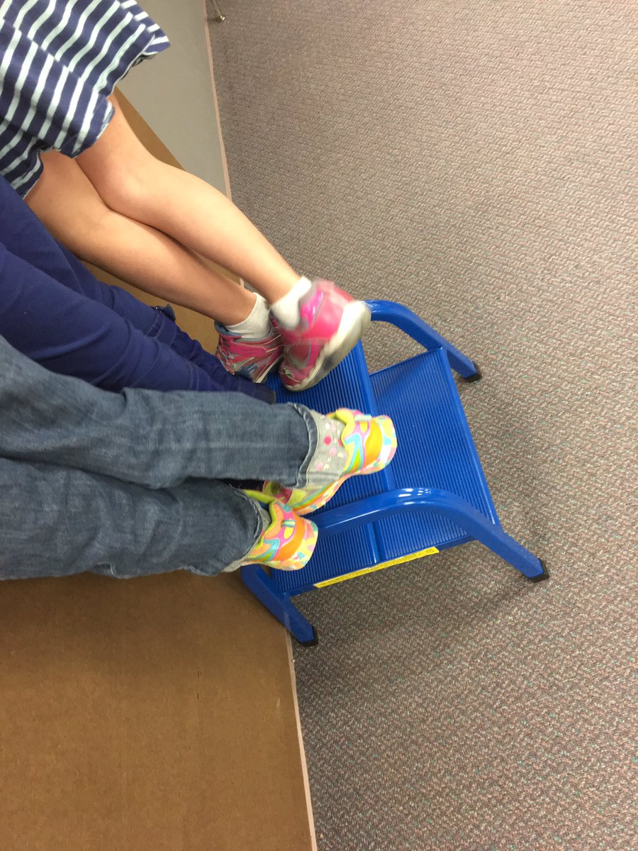 CCSMediaCenter's tweet photo. How many kindergarteners can stand on the step by the checkout? #kindergartnersaremyfav #lovemyjob #checkingoutbooks https://t.co/ZJDoOZmGxM