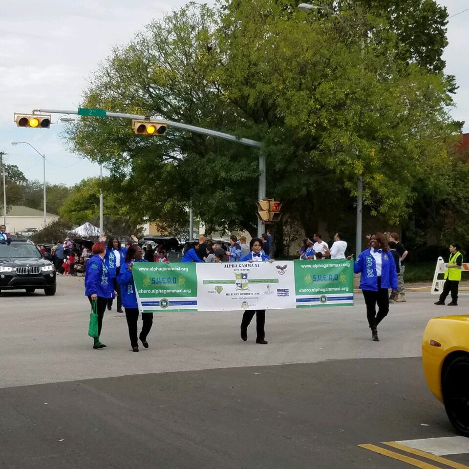 BetaBELLES's tweet image. The Alpha Gamma Xi Military Sorority - Beta Chapter represented their organization well in the Annual Veterans Day Parade in Killeen TX!
