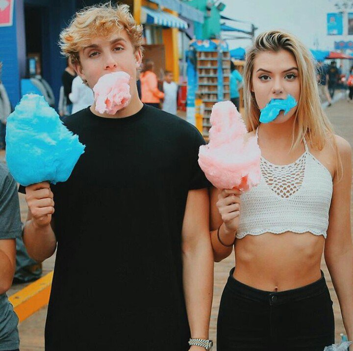 Timrpgdigsc's tweet image. Je veux une bf comme ça.