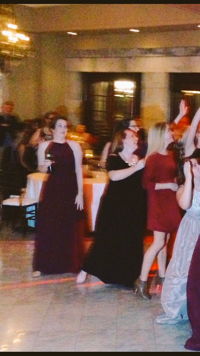 ericabeale's tweet photo. When you avoid the bouquet like the plague. https://t.co/yKYAibnOIi
