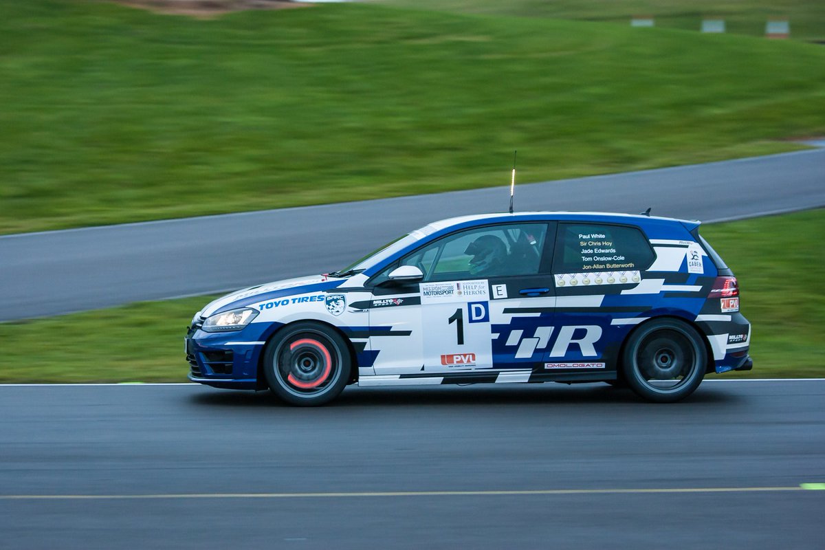 chrisratcliff's tweet photo. And @JadeEdwards9 pushing the Miltek Golf R hard at dusk. #RoR16 https://t.co/XzIIwlB6az