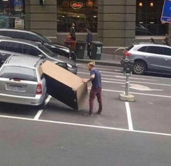 WSHHFANS's tweet photo. me tryin to fit one more 50 min episode in but i gotta leave the house in 20 https://t.co/6pSC6u8v5p