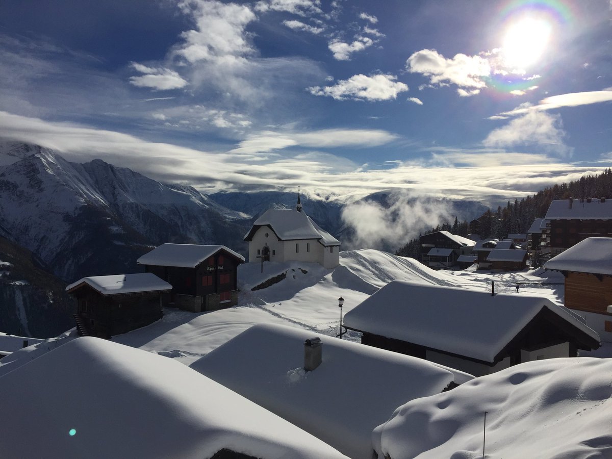 grindji's tweet photo. Winterapéro #vorfreude https://t.co/hzR964Dhnv