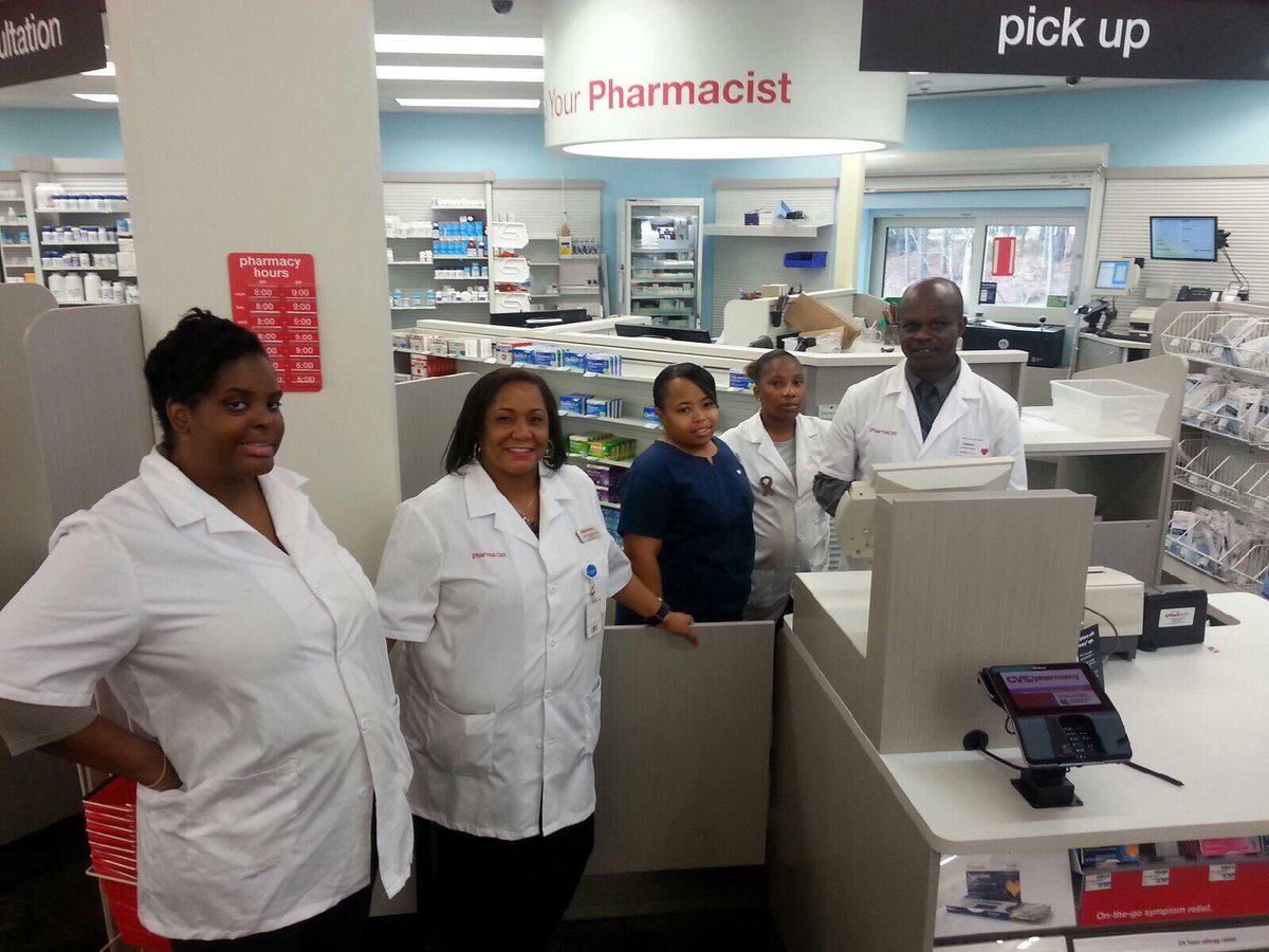 18AndrewEdwards's tweet photo. #NewStoreOpenedtoday!#Takingcareofthecommunity!#D2DispensingCare!!! https://t.co/DyZPzFe1QY