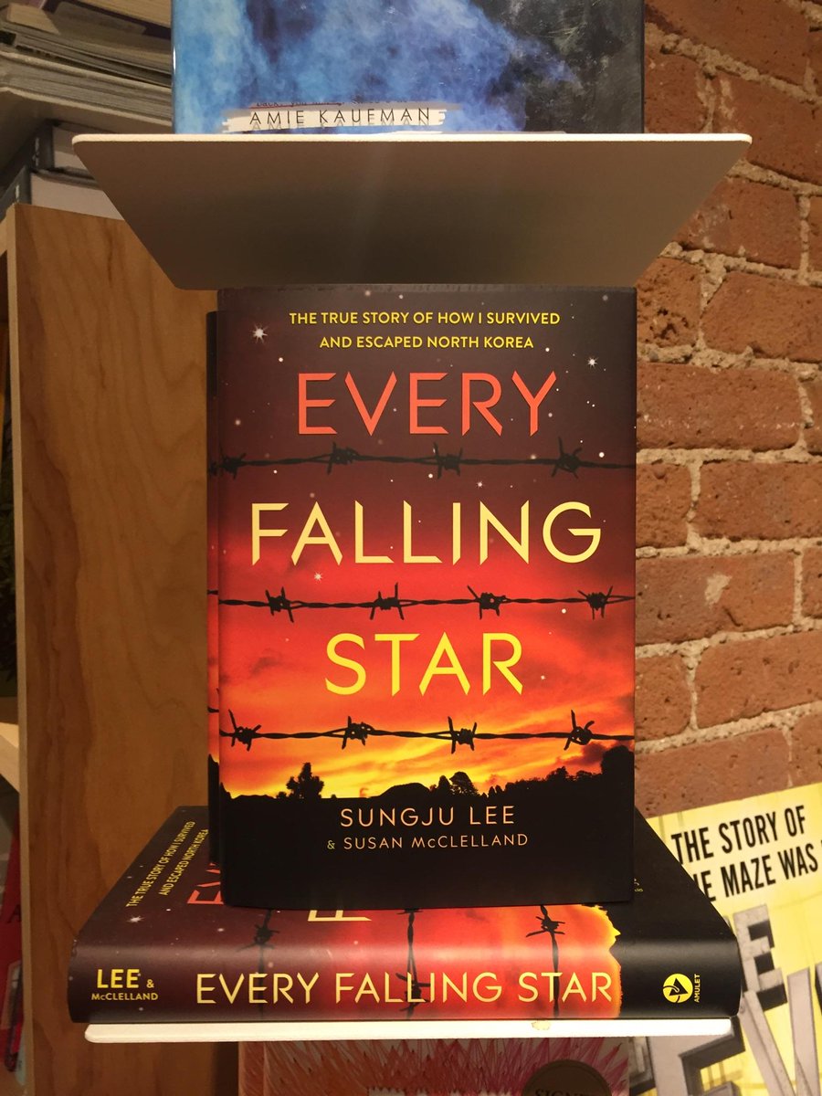 Look who we spotted at <a href="/bookculture/">book culture</a>. <a href="/unitedcorea21/">Sungju Lee</a> #EveryFallingStar