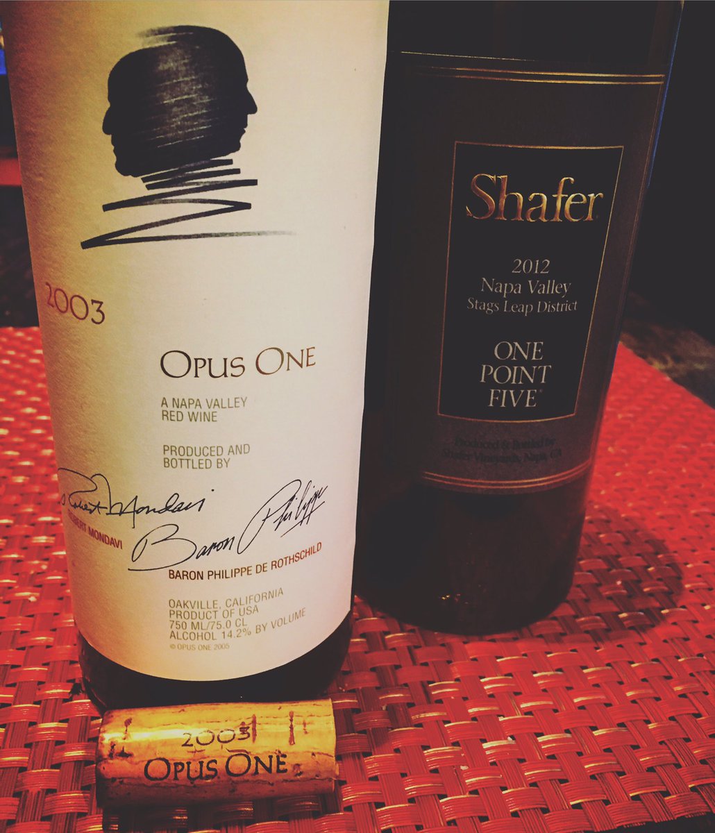 millennialwine_'s tweet photo. Old and new. Great pairing with @OpusOneWinery and @ShaferVineyards both delicious! #napa #opus #shafer #cabernet https://t.co/BhuVil7uhq