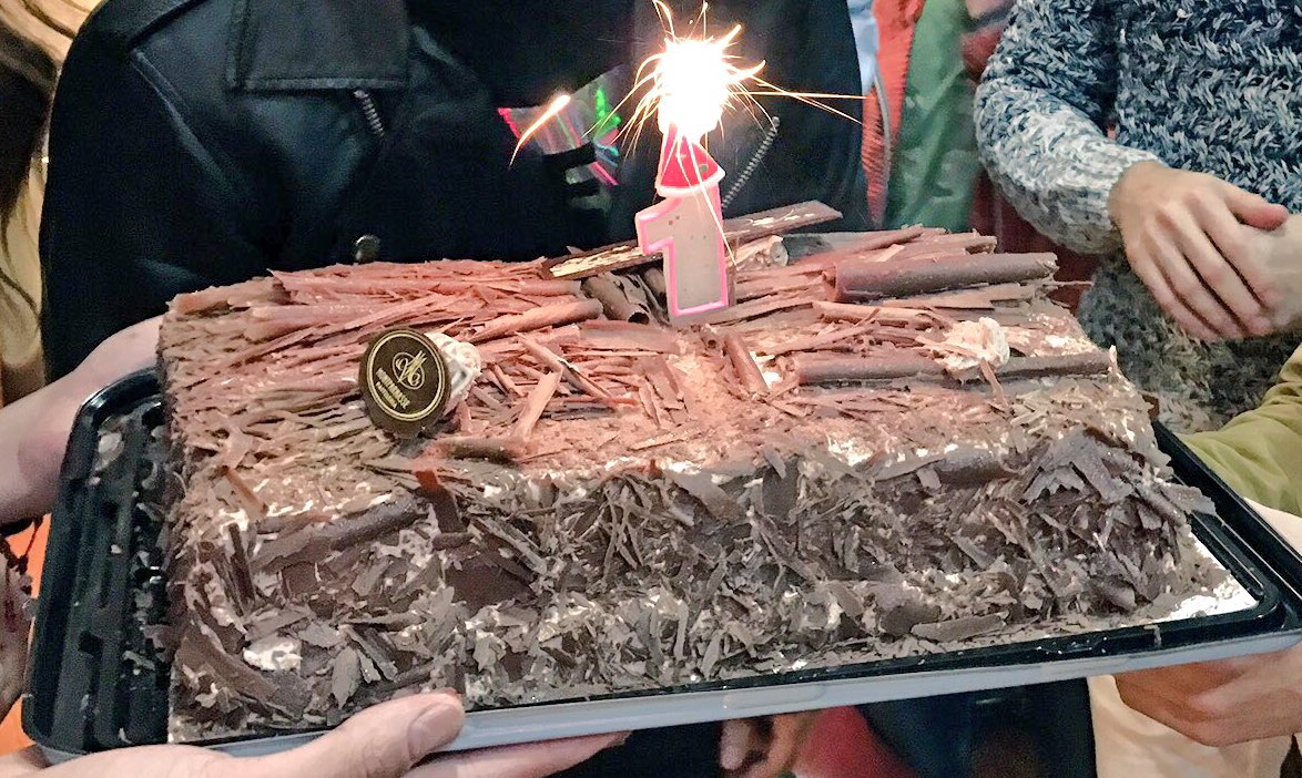 Gracias querido <a href="/Kaffievillano/">Álex Kaffie</a> por todas tus atenciones siempre en <a href="/montparnassemx/">Pastelería Montparnasse</a> #FelizCumpleDiego