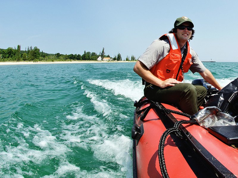 6 things Michigan locals want you to know via <a href="/MatadorNetwork/">matadornetwork</a> zoot.li/dfoih #travel #adventure