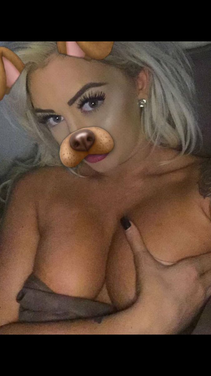 _Booty4Days_'s tweet image. I would love for you to love me.
 rt and like!