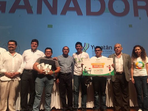 Profeco's tweet photo. ¡Felicidades a tod@s l@s participantes y organizador@s! #HackatonProfeco2016 https://t.co/uyTXLpnFY6