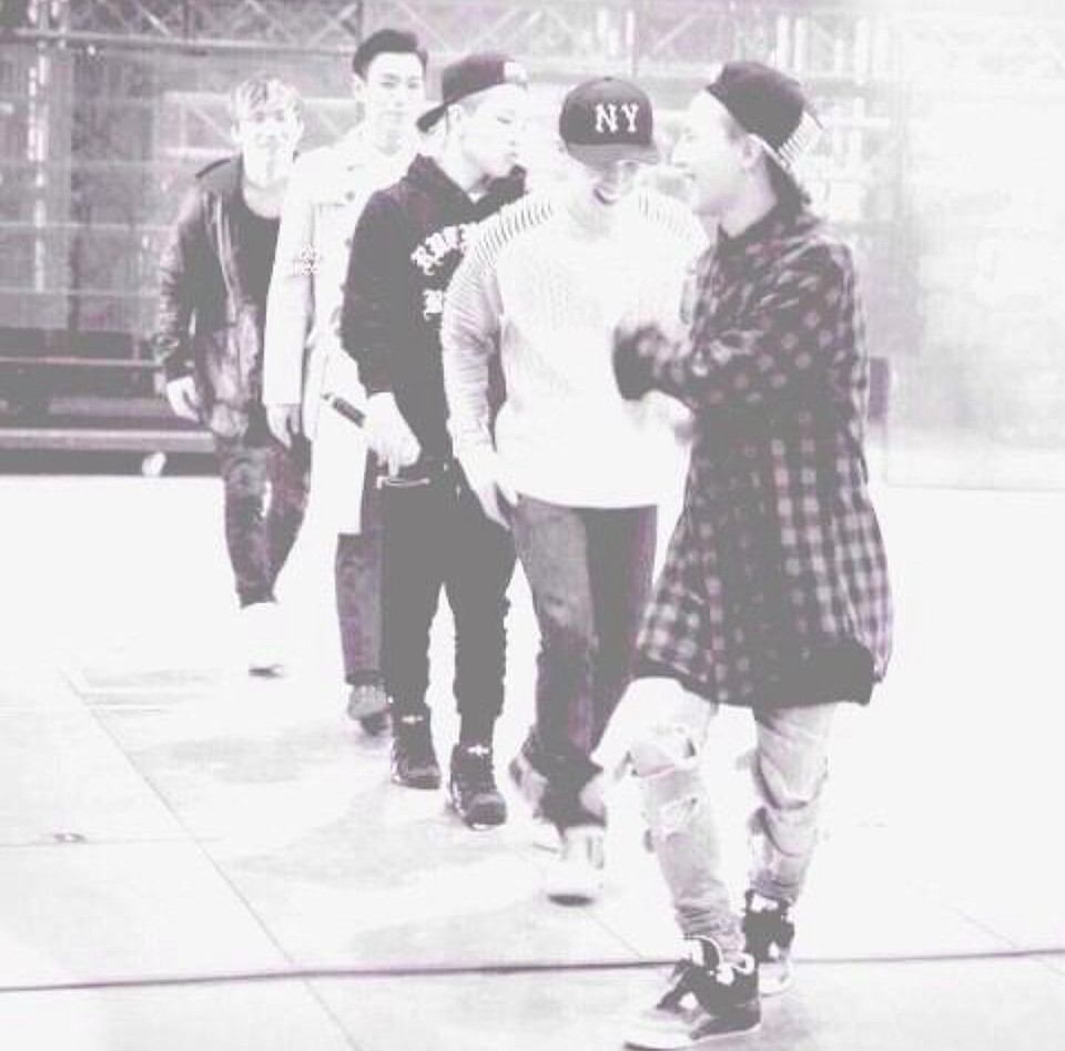 bigbang_gdlagon's tweet photo. どれぐらいいるのかやってみる☺

Bigbang  BTS  K-POP  好きな人全員RT🙊💕
RTしてくれた人絡みに行く🏃

みなさん協力お願いします🙏💕 https://t.co/Cq6QtdKh65