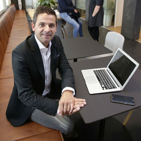 Schoonmaak is een wereld op zich; ik wil juist mensen enthousiasmeren dat het ook anders kan. <a href="/RoyPloum/">Roy Ploum</a> bit.ly/2g2lxII <a href="/magazinePS/">Professioneel Schoonmaken</a>