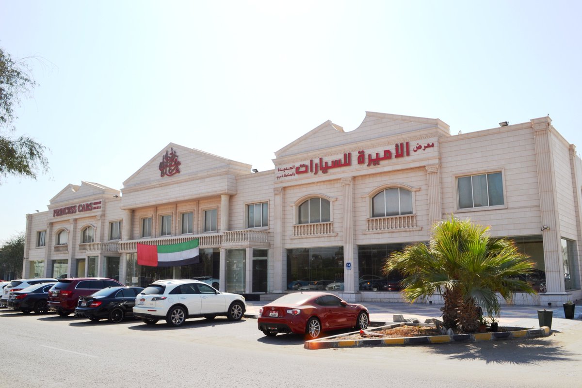 Princess_LLC's tweet photo. Princesscar Showroom -No Limit for Luxury
#Luxurycars #Dubaicars #ADCars #Mercedes #BMW #Bentley #Mercedes #Ferrrari #Lamborghini #Porsche https://t.co/mhwZcHg4MK