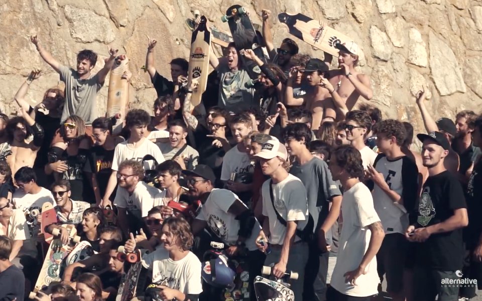 longboardism's tweet photo. @alternativelong  has a great video from this years KNK longboard Camp https://t.co/fQzONqBmqU https://t.co/sHWaVi0mNK