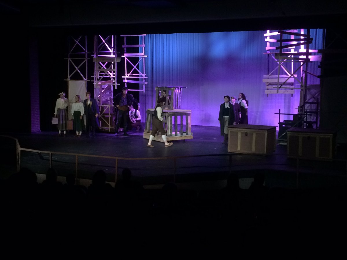 risdfinearts's tweet photo. Peter and the Star Catcher, simply amazing. Bravo! Bravo! Bravo! https://t.co/97Ypv0gjgL
