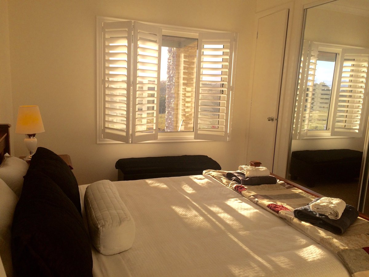 HeathcoteBNB's tweet photo. Only $180per night for the month of Nov - so you can afford to buy more #HeathcoteWine - this is a 1st! Mention this when booking 20% off! https://t.co/cNgkavpYSZ