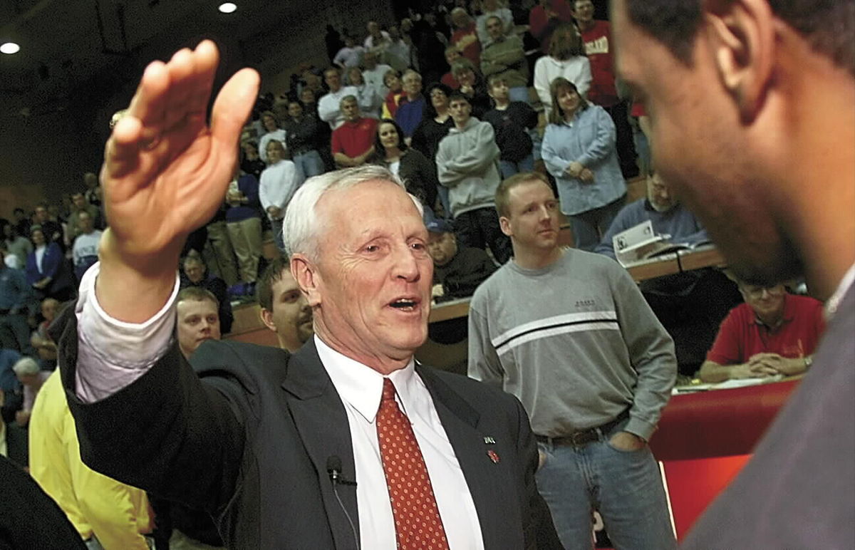 Late Rock Island legend Reid taught more than basketball, writes <a href="/sbatt79/">Steve Batterson</a> qctimes.com/sports/high-sc…