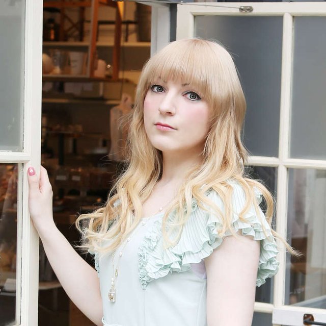 ロシア人声優のジェーニャさんが日本人男性との結婚 妊娠を発表 ガルパン エヴァ などに出演 ついラン