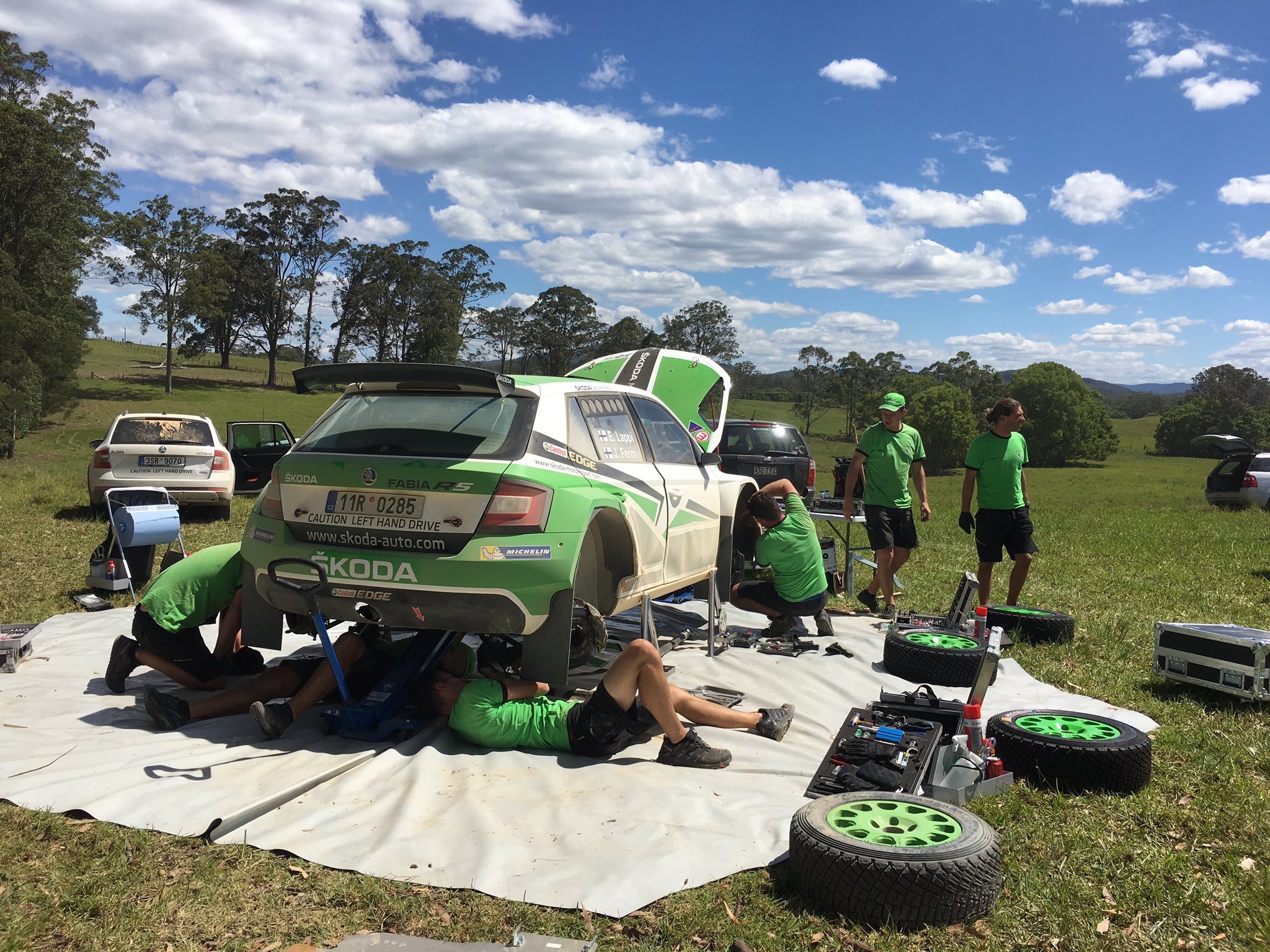 WRC: Kennards Hire Rally Australia 2016 [17-20 Noviembre] CxMWzibUcAAhEaS