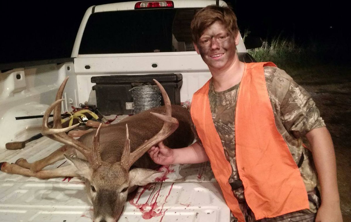 okdeerprocessor's tweet image. Congrats, Kale Hunt! Thanks for sharing your hunt with us! facebook.com/mudcreekwildga… #meatinthefreezer #bringusyourkills #mudcreekprocessing