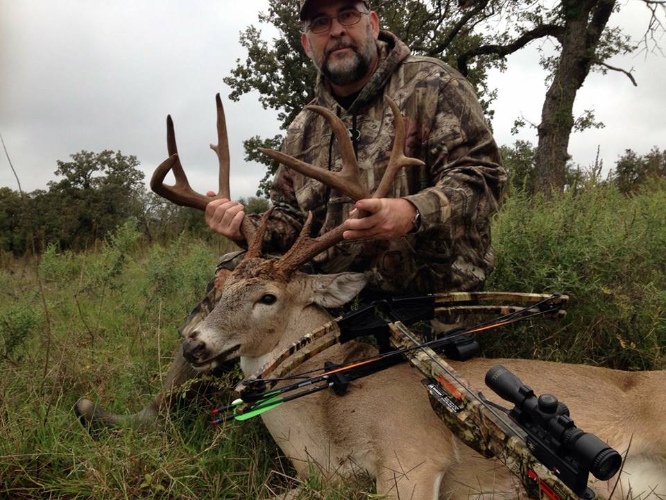 okdeerprocessor's tweet image. Kris Roe's got a great hunting spot. His wife got one of similar size. facebook.com/mudcreekwildga…  #bringusyourkills #mudcreekprocessing